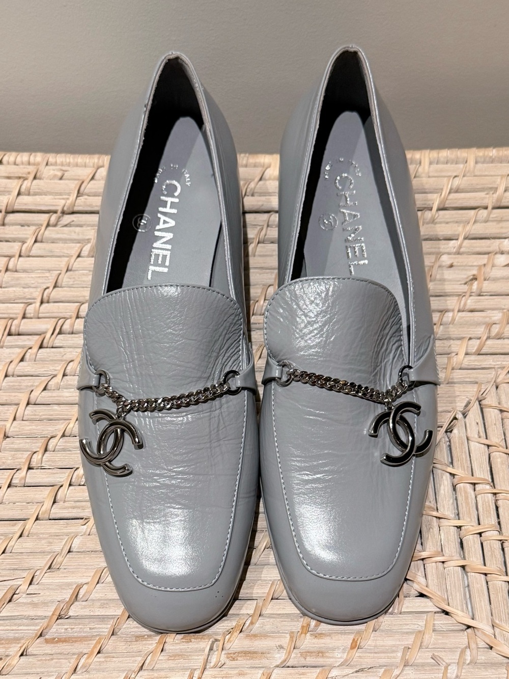 Chanel Grey Soft Calfskin CC Chain Link Loafers Moccasins Flats 39 (Fits 7-7.5)
